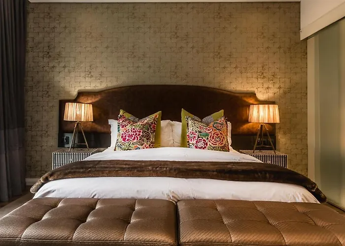 Franschhoek Boutique Hotel - Lion Roars Hotels & Lodges