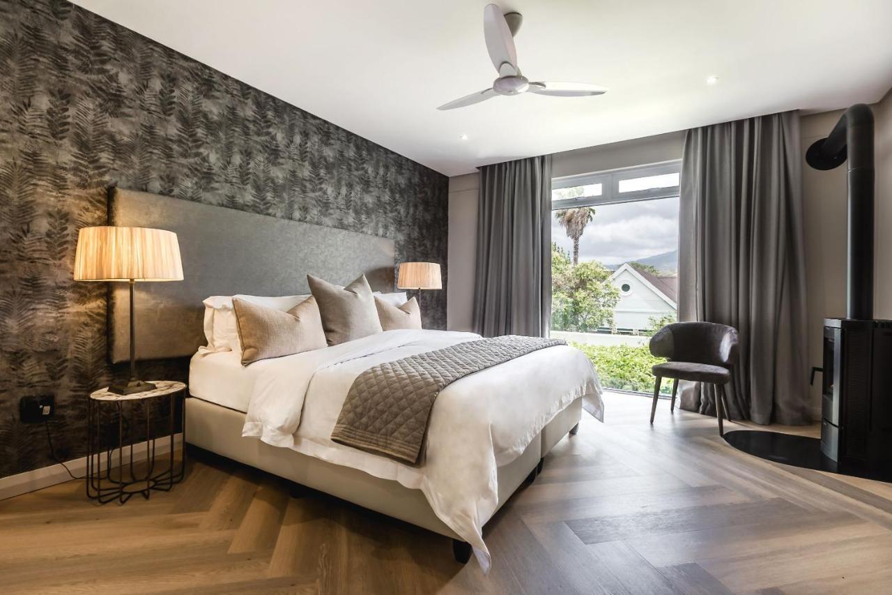Boutique - Lion Roars & Hotel 4*