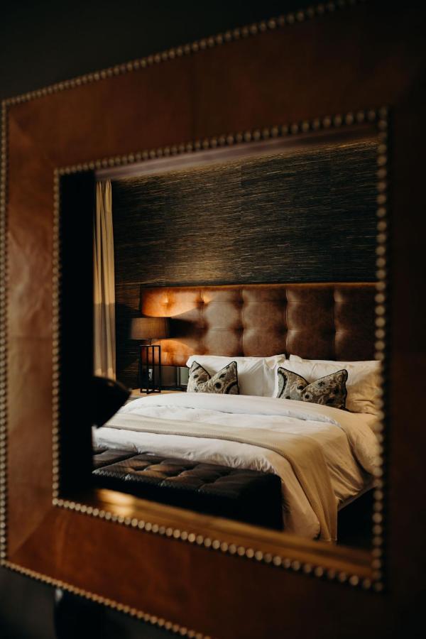 Hotel Boutique - Lion Roars & 4*