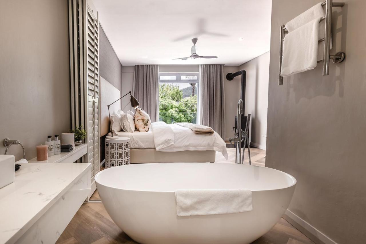 Boutique - Lion Roars & Franschhoek